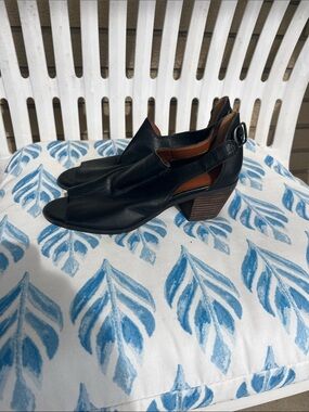 Lucky Brand Black Peep-Toe Slingback Heels